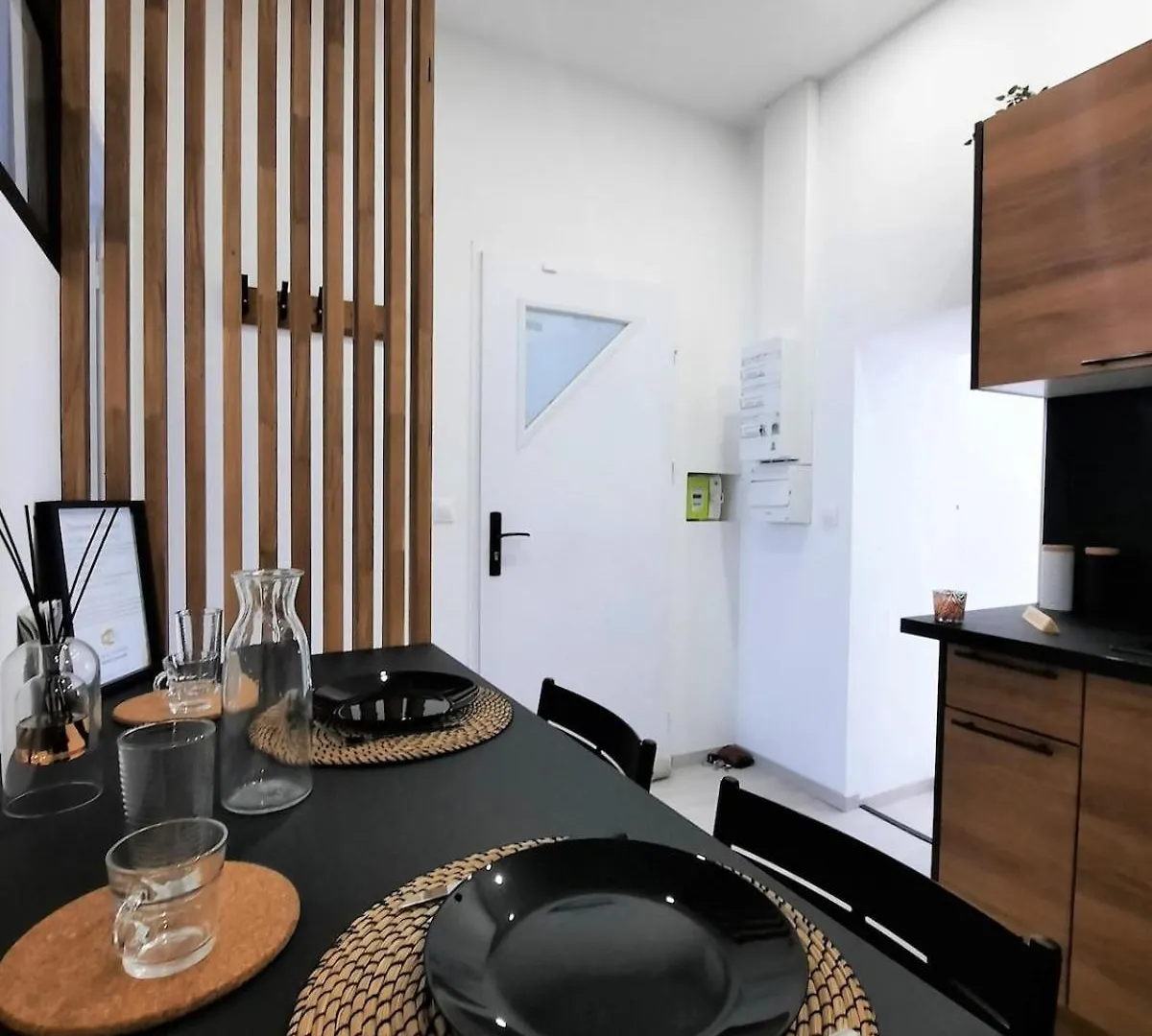 Le Cosy Chic & Confort - Hypercentre Parking Wifi Roanne
